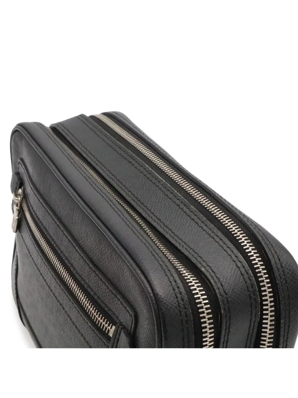 Louis Vuitton Taiga Pavel Clutch Leather Ardoise Black Silver